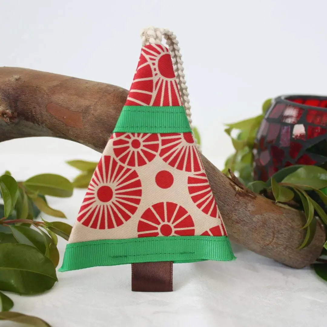 Christmas Tree Decorations - Modern Tree