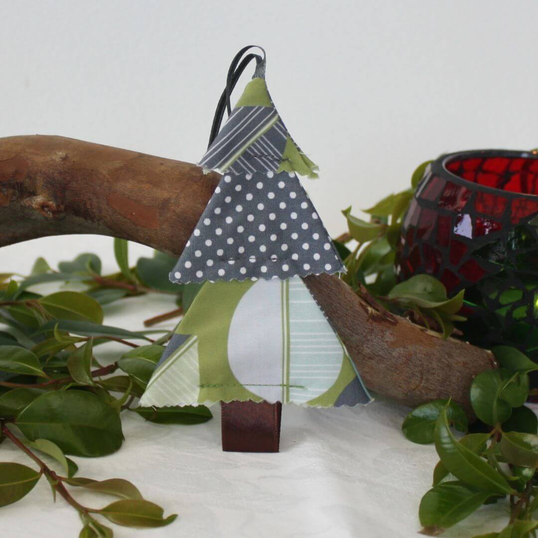 Christmas Tree Decorations - Classic Tree