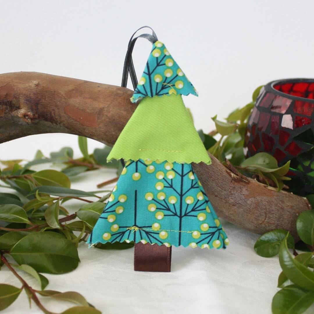 Christmas Tree Decorations - Classic Tree