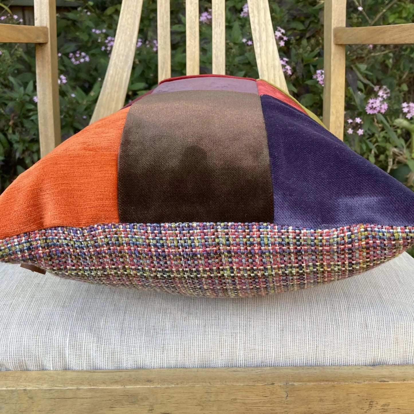 Retro Velvet Lumbar Cushion Cover
