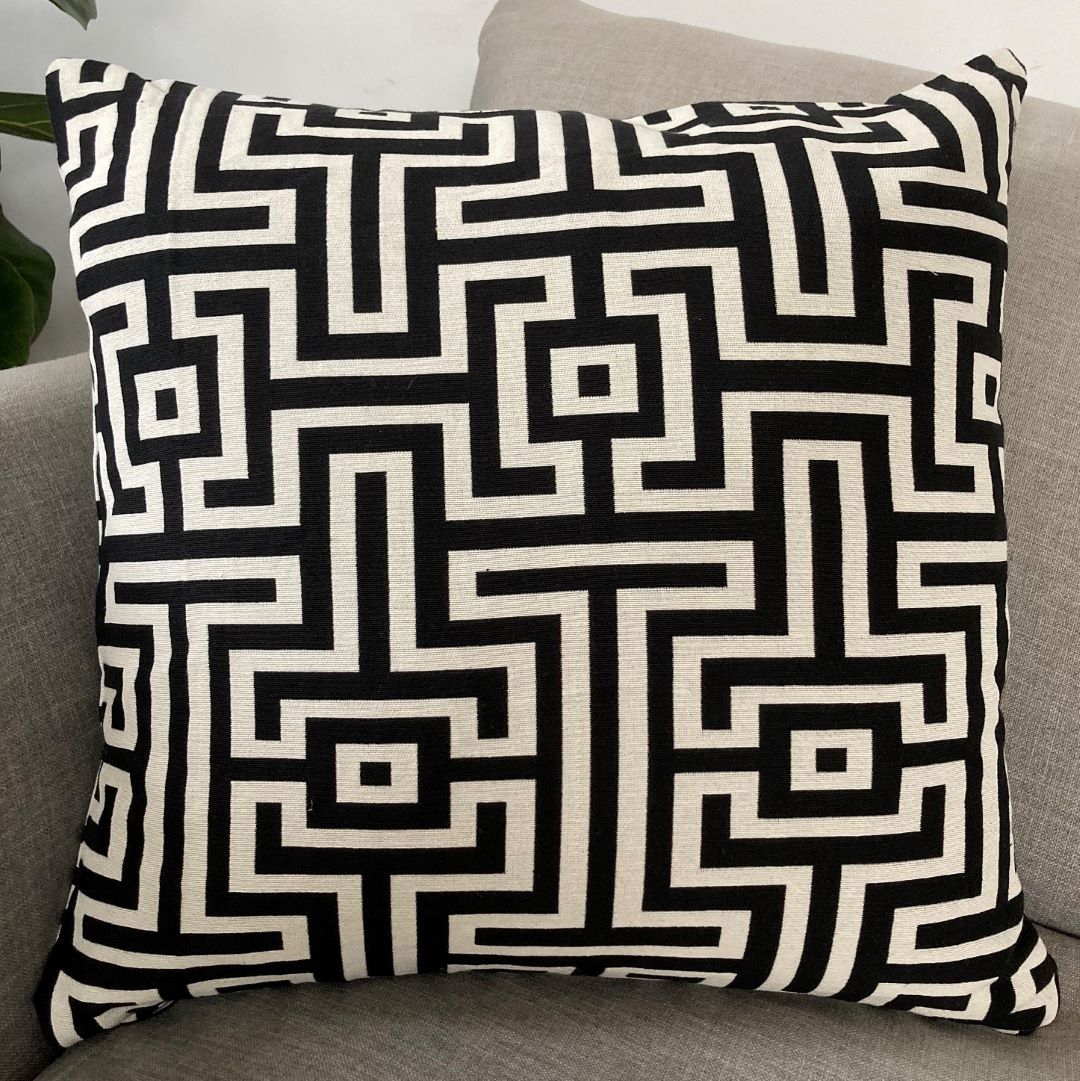 Black and White Geometric Cushion Cover – Eco Interiors